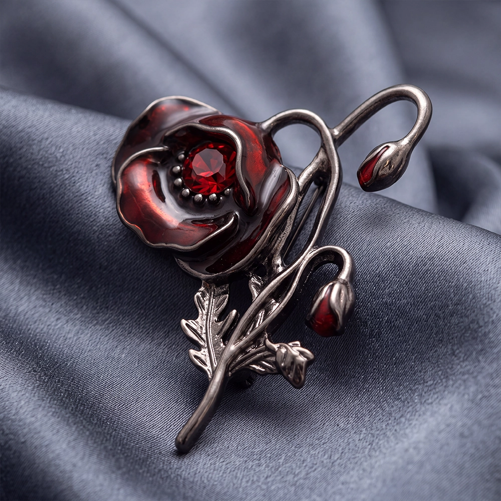 Grief brooch detail